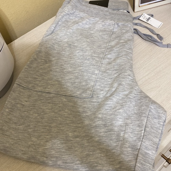 Women’s joggers size Large Banana Republic - Picture 4 of 9